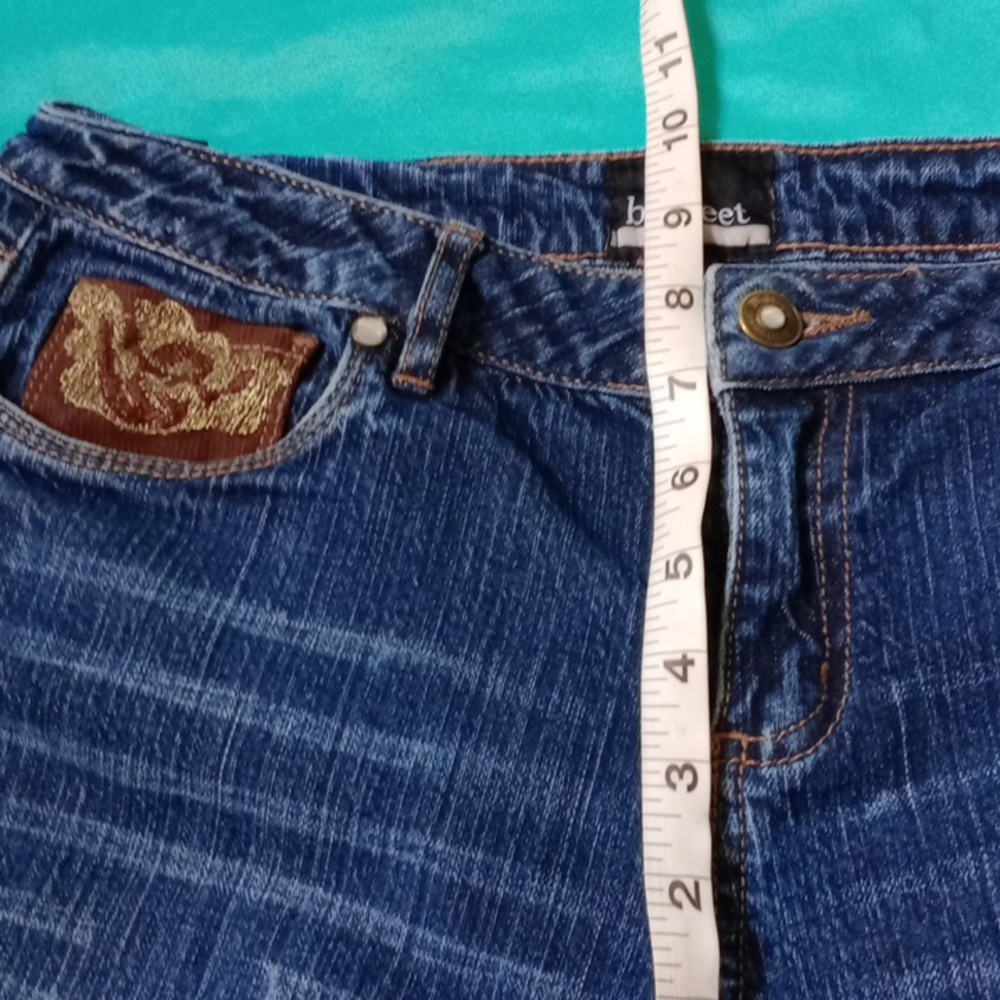 B Street Blue Bootcut Jeans w/ Brown Floral Lace Detail | Size 8 - Picture 8 of 16